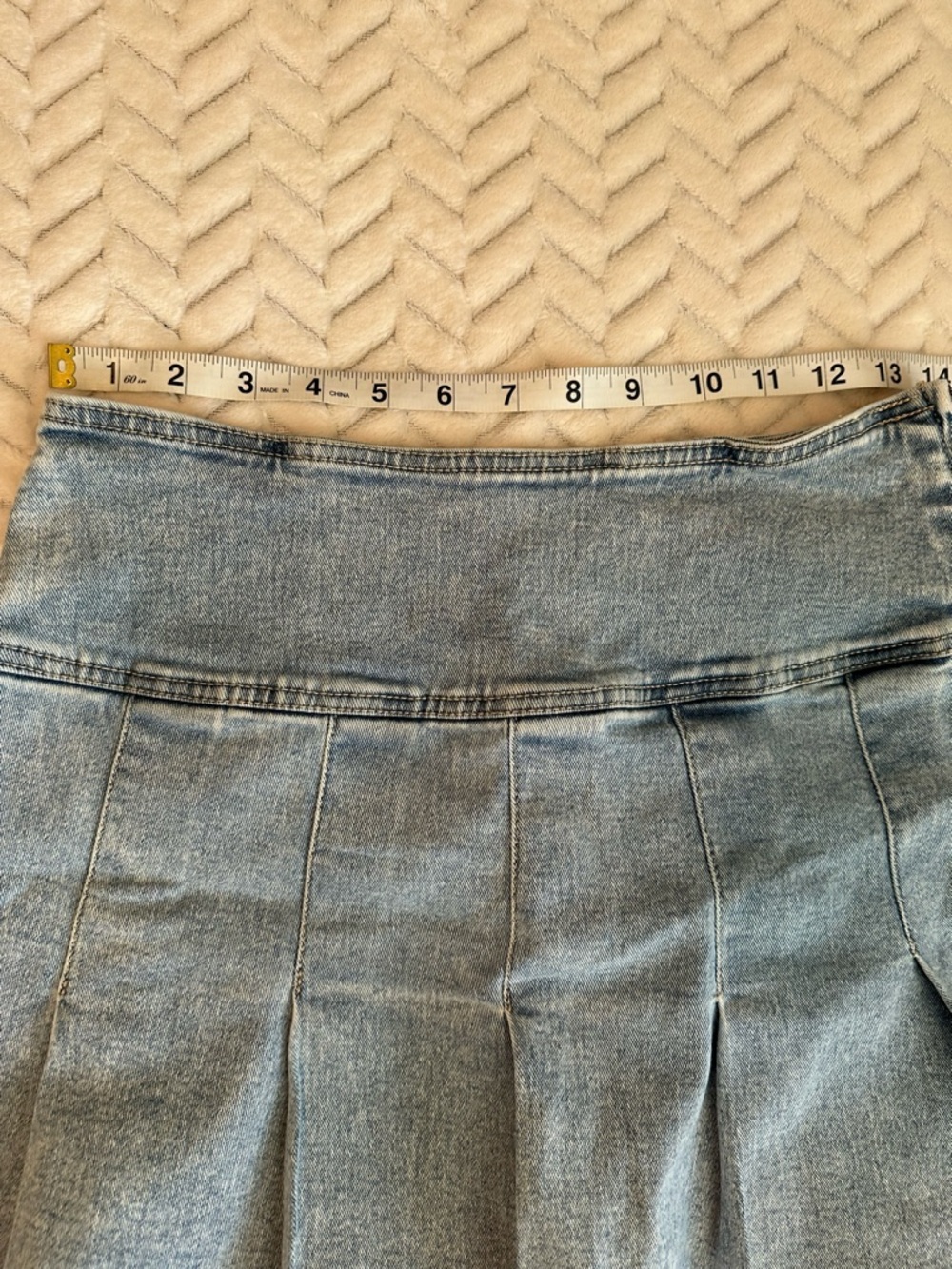 refuge Denim Pleated Skater Mini Skirt - Light Blue size medium - Picture 5 of 8
